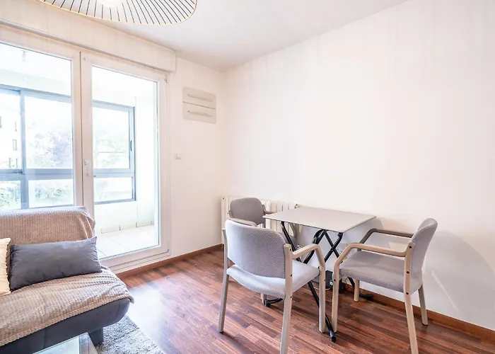 Le Petit Stan - 5 Min Walk To The Center - Quiet And Cozy